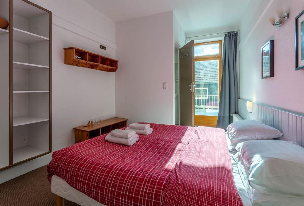 Hotel Les Aravis Saint-Jean-de-Sixt Eksteriør billede