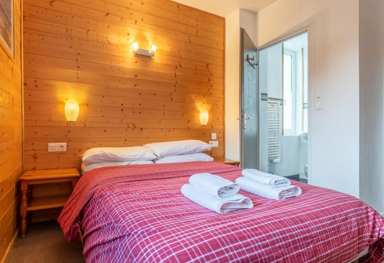 Hotel Les Aravis Saint-Jean-de-Sixt Eksteriør billede