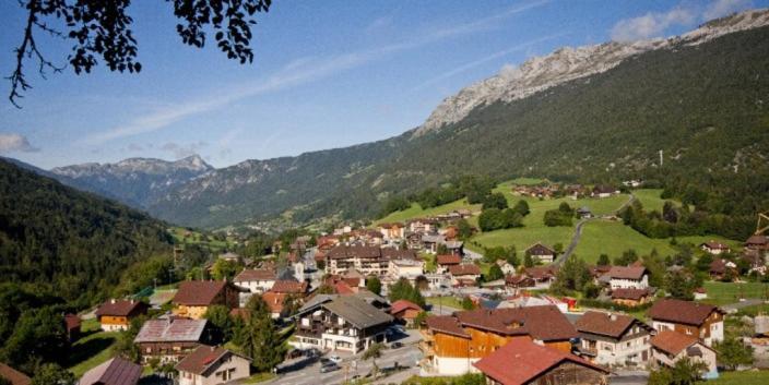 Hotel Les Aravis Saint-Jean-de-Sixt Eksteriør billede